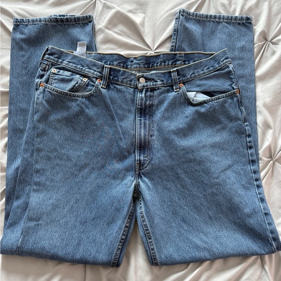 Levi's Men's 550 Classic Straight Blue Jeans Size 40x36 - Picture 3 of 5